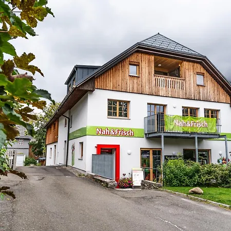 Dorfplatzl Loft Apartment Hohentauern